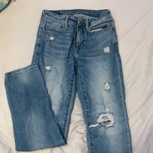 ripped boyfriend jeans